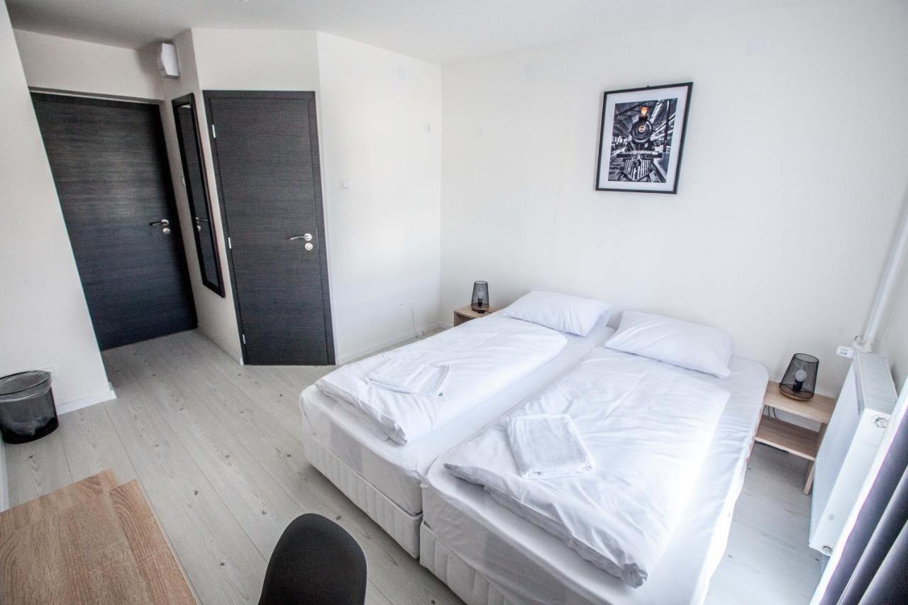 Hotel Rajka Extérieur photo