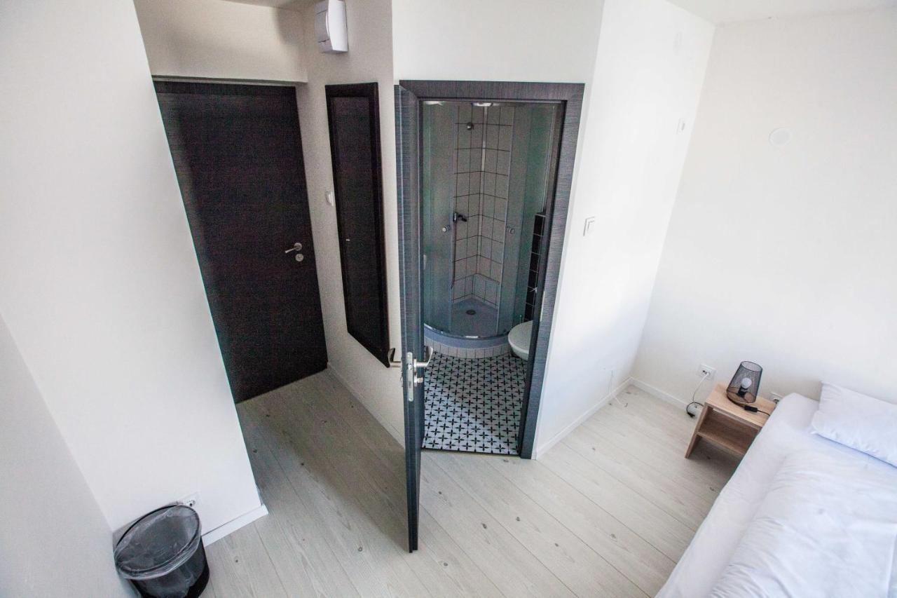Hotel Rajka Extérieur photo