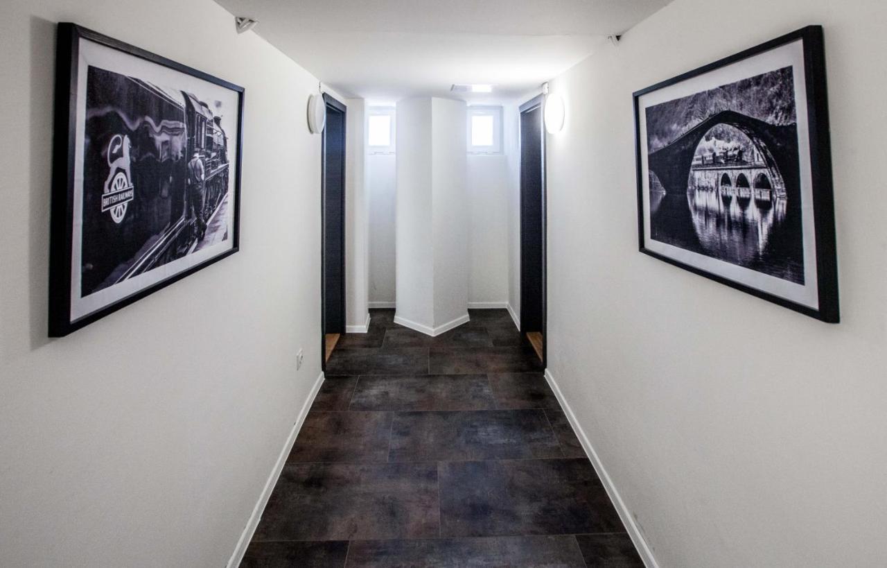 Hotel Rajka Extérieur photo